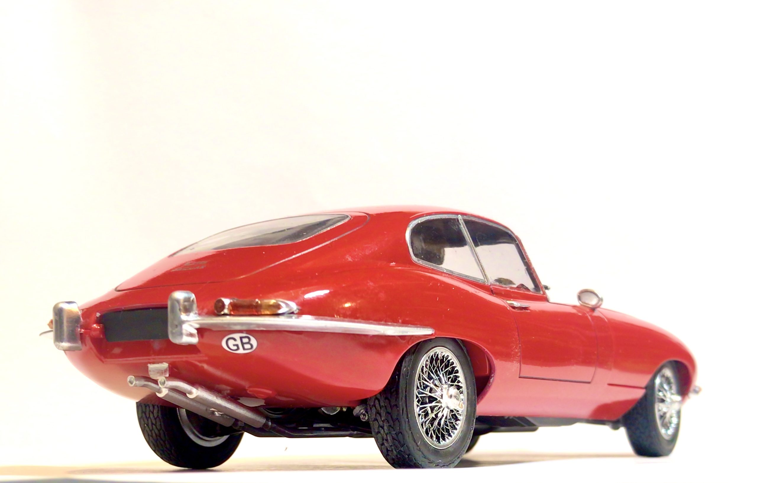 Review: Revell 1/24 Scale New Tool E Type Jaguar – Jadlam Toys And Models